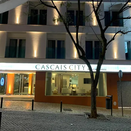 Hotel &