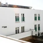 & 3* Cascais