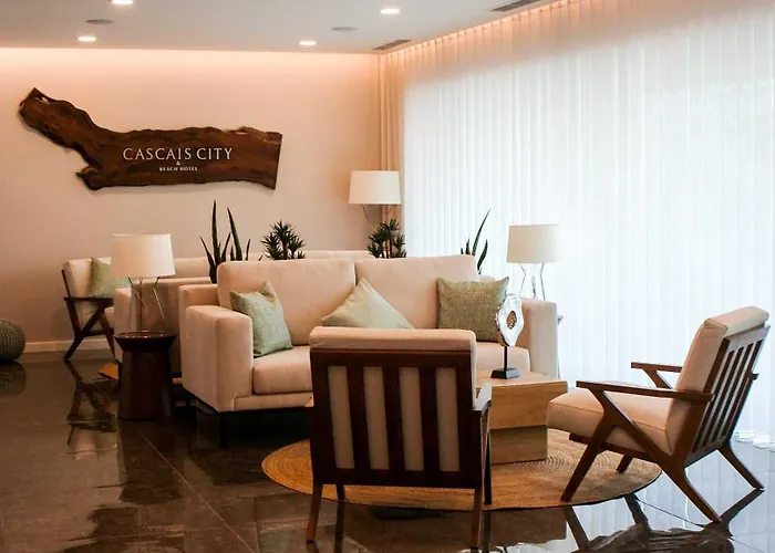 Hotel & Cascais